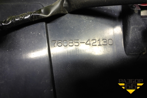 Спойлер на дверь багажника (7608542130) для Toyota Rav-4 с 2012-2019г (Рав 4)