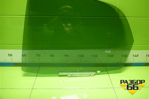 Стекло двери задней левой (хетчбэк) для Suzuki SX4 с 2006-2013г (СХ4)