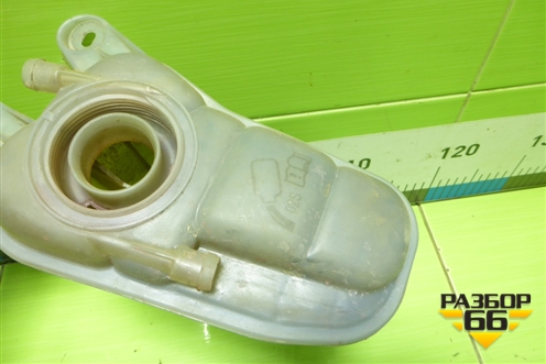 Бачок расширительный (8K0121403) для Audi A4 (В8) с 2007-2015г (А4)