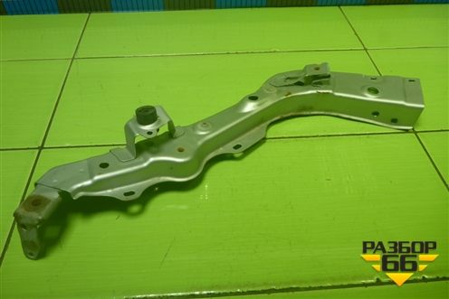 Кронштейн фары правой для Toyota Rav-4 с 2006-2013г (Рав 4)