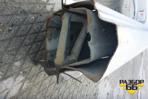 Порог со стойкой левый для Toyota Corolla (E15) с 2006-2013г (Королла 150)