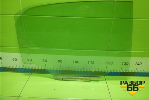 Стекло двери задней правой для Toyota Corolla (E15) с 2006-2013г (Королла 150)