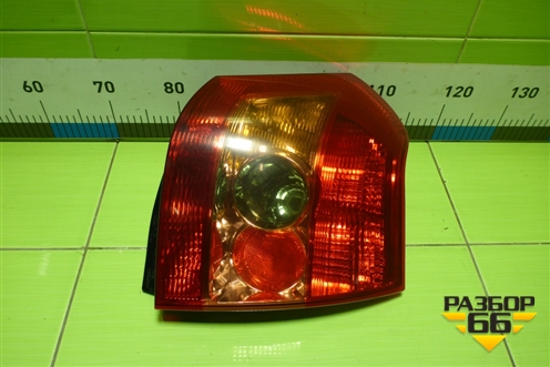 Фонарь задний правый (после 2004г хетчбэк) (8155113650) для Toyota Corolla (E12) с 2001-2007г (Королла 120)