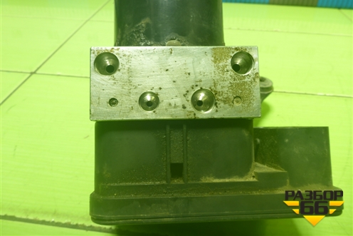 Блок ABS (6N612C405GB) для Mazda Mazda 3 (BK) с 2003-2009г 