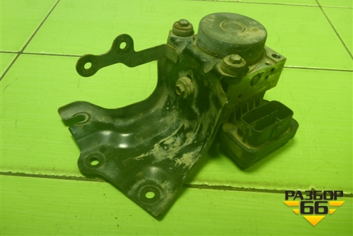 Блок ABS (4451012390) для Toyota Corolla (E15) с 2006-2013г (Королла 150)