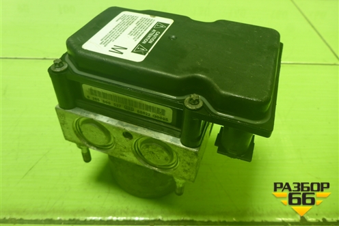 Блок ABS (4451002110) для Toyota Auris с 2006-2012г (Аурис)