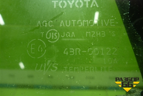 Стекло двери задней левой форточка для Toyota Rav-4 с 2006-2013г (Рав 4)