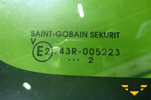 Стекло глухое левое для Suzuki SX4 с 2006-2013г (СХ4)