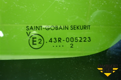 Стекло глухое правое для Suzuki SX4 с 2006-2013г (СХ4)
