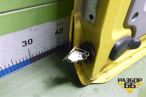 Дверь багажника правая (7751469199) для Renault Kangoo с 2003-2007г (Кангу)