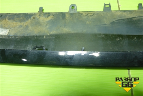 Накладка переднего бампера нижняя (8W0807717B) для Audi A4 (В9) с 2015г (А4)