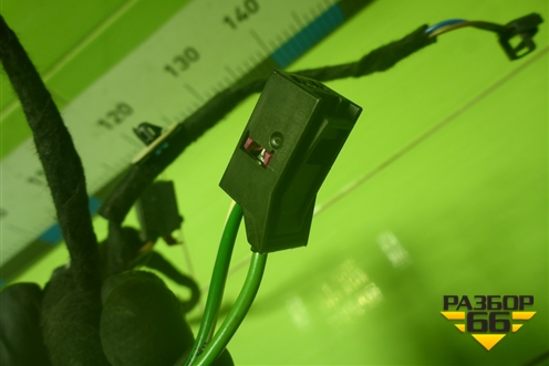 Проводка двери передней правой (8U0971029) для Audi Q3 с 2011-2018г (Ку 3)