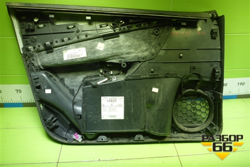 Обшивка двери передней правой под электрику (3C1867012) для Volkswagen Passat (B6) с 2005-2010г (Пассат Б6)
