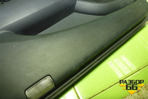 Обшивка двери передней левой под электрику (67778X1401) для Toyota Camry V40 с 2006-2011г (Камри)