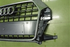 Решетка радиатора (8U0853653M) для Audi Q3 с 2011-2018г (Ку 3)