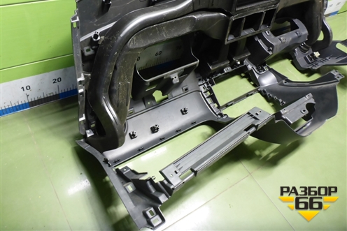 Торпедо под AIR BAG без AIR BAG (7311179J10) для Suzuki SX4 с 2006-2013г (СХ4)