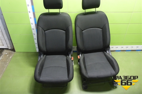 Сиденья комплект (с обогревом, без AIR BAG) для Mitsubishi ASX с 2010г (АСХ)