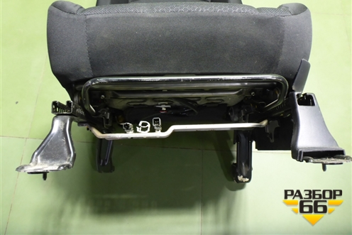 Сиденья комплект (с обогревом, без AIR BAG) для Mitsubishi ASX с 2010г (АСХ)