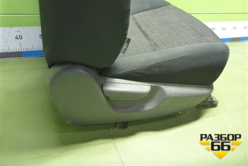 Сиденье переднее правое с AIR BAG (с подогревом) для Toyota Corolla (E15) с 2006-2013г (Королла 150)