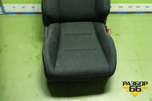 Сиденье переднее правое с AIR BAG  (с подогревом) для Toyota Rav-4 с 2012-2019г (Рав 4)