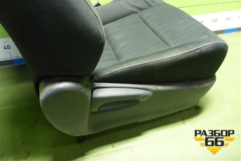 Сиденье переднее правое с AIR BAG  (с подогревом) для Toyota Rav-4 с 2012-2019г (Рав 4)