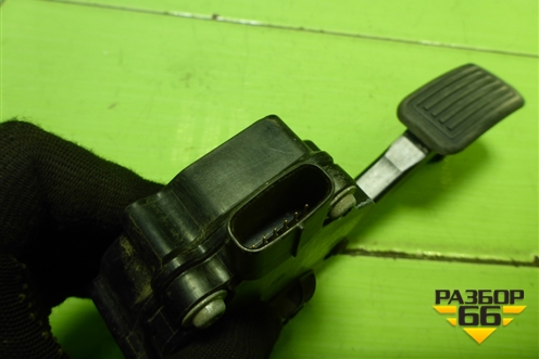 Педаль газа электронная (7811042040) для Toyota Rav-4 с 2012-2019г (Рав 4)