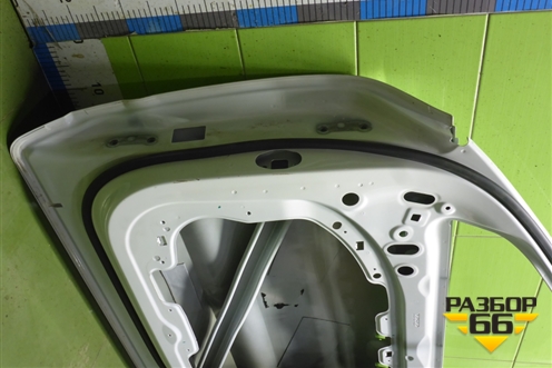 Дверь передняя правая (32228849) для Volvo XC60 с 2017-2025г (ХС60)