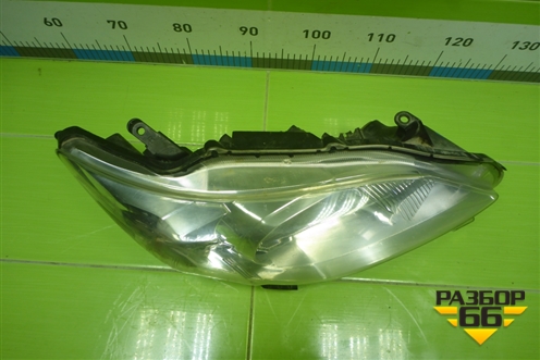 Фара правая (после 2010г галоген) (8113012D80) для Toyota Corolla (E15) с 2006-2013г (Королла 150)