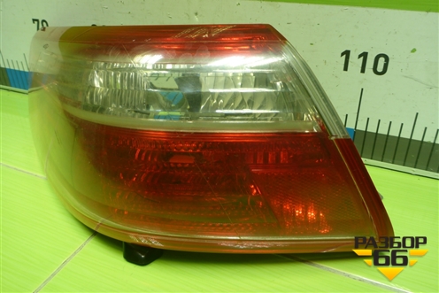 Фонарь задний наружный левый (8156133480) для Toyota Camry V40 с 2006-2011г (Камри)