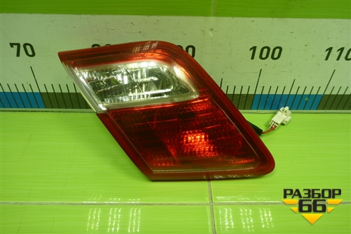 Фонарь задний внутренний левый (8159106350) для Toyota Camry V40 с 2006-2011г (Камри)