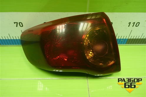 Фонарь задний наружный левый (до 2010г) (8156112A10) для Toyota Corolla (E15) с 2006-2013г (Королла 150)
