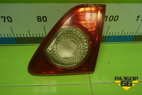 Фонарь задний внутренний правый (до 2010г) (8158112110) для Toyota Corolla (E15) с 2006-2013г (Королла 150)