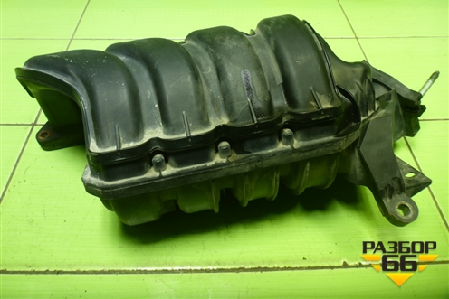 Коллектор впускной 	(на 3 болта 1.4л 4ZZ) (2900307609) для Toyota Corolla (E15) с 2006-2013г (Королла 150)