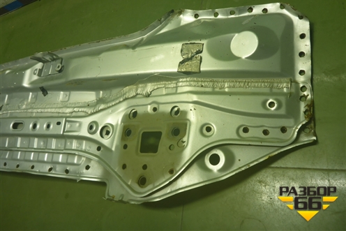 Панель задняя для Toyota Auris с 2006-2012г (Аурис)