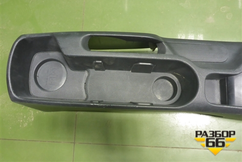 Консоль (846114Y000) для Kia Rio с 2011-2016г (Рио 3)