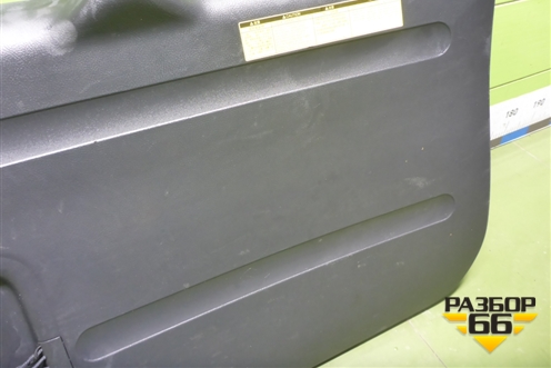 Обшивка двери багажника (6775142040) для Toyota Rav-4 с 2006-2013г (Рав 4)