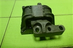 Опора двигателя правая (1K0199262) для Volkswagen Passat (B6) с 2005-2010г (Пассат Б6)