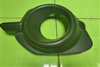 Накладка ПТФ правая (8321A598) для Mitsubishi Pajero/Montero Sport с 2008-2015г (Паджеро/Монтеро Спорт)