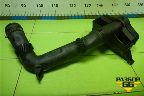 Воздухозаборник воздушного фильтра (1K0129618AJ) для Volkswagen Passat (B6) с 2005-2010г (Пассат Б6)