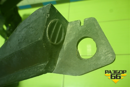 Кронштейн фары правой  (82423389) для Volvo TRUCK FMX с 2010г (ФМХ)