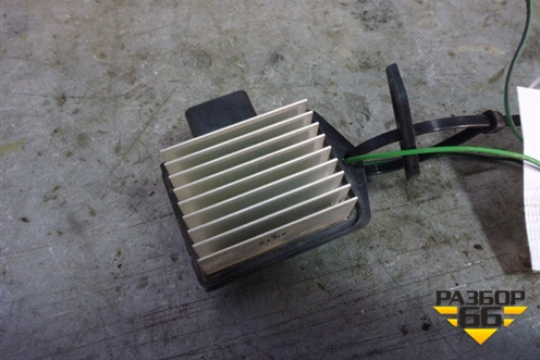 Резистор отопителя (заднего отопителя) (4993002230) для Toyota Land Cruiser (200) с 2008г