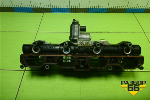 Рейка топливная рампа (06D133209T) для Volkswagen Passat (B6) с 2005-2010г (Пассат Б6)