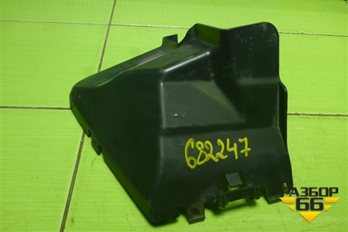 Дефлектор радиатора правый (214750019R) для Renault Duster I с 2010-2021г (Дастер)
