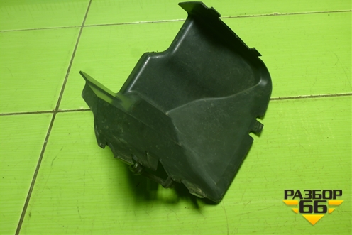 Дефлектор радиатора правый (214750019R) для Renault Duster I с 2010-2021г (Дастер)
