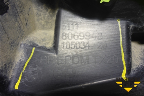 Кронштейн переднего бампера правый (М-пакет) (51118069948) для BMW X6 G06 с 2019г (Х6 Г06)