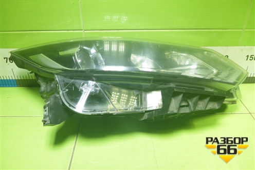 Фара правая (после 2019г галоген) (26010HV00B) для Nissan Qashqai (J11E) с 2013г (Кашкай)