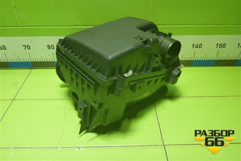 Корпус воздушного фильтра (177000L35) для Toyota Hilux с 2015-2026г (Хайлюкс)