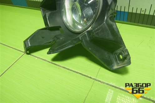 Фара противотуманная левая (5212842090) для Toyota Rav-4 с 2012-2019г (Рав 4)