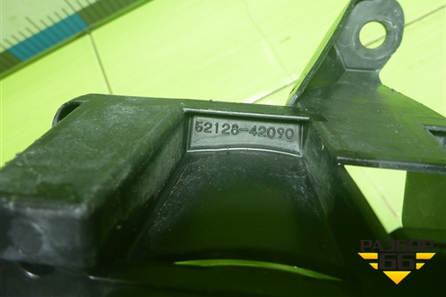 Фара противотуманная левая (5212842090) для Toyota Rav-4 с 2012-2019г (Рав 4)