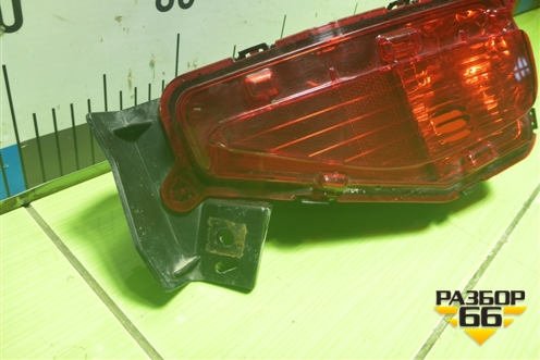 Фонарь в задний бампер правый (814800K010) для Toyota Fortuner с 2015-2026г (Фортунер)